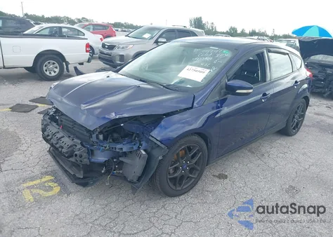 2016 Ford Focus Se z USA, uszkodzony, nr VIN 1FADP3K26GL39548